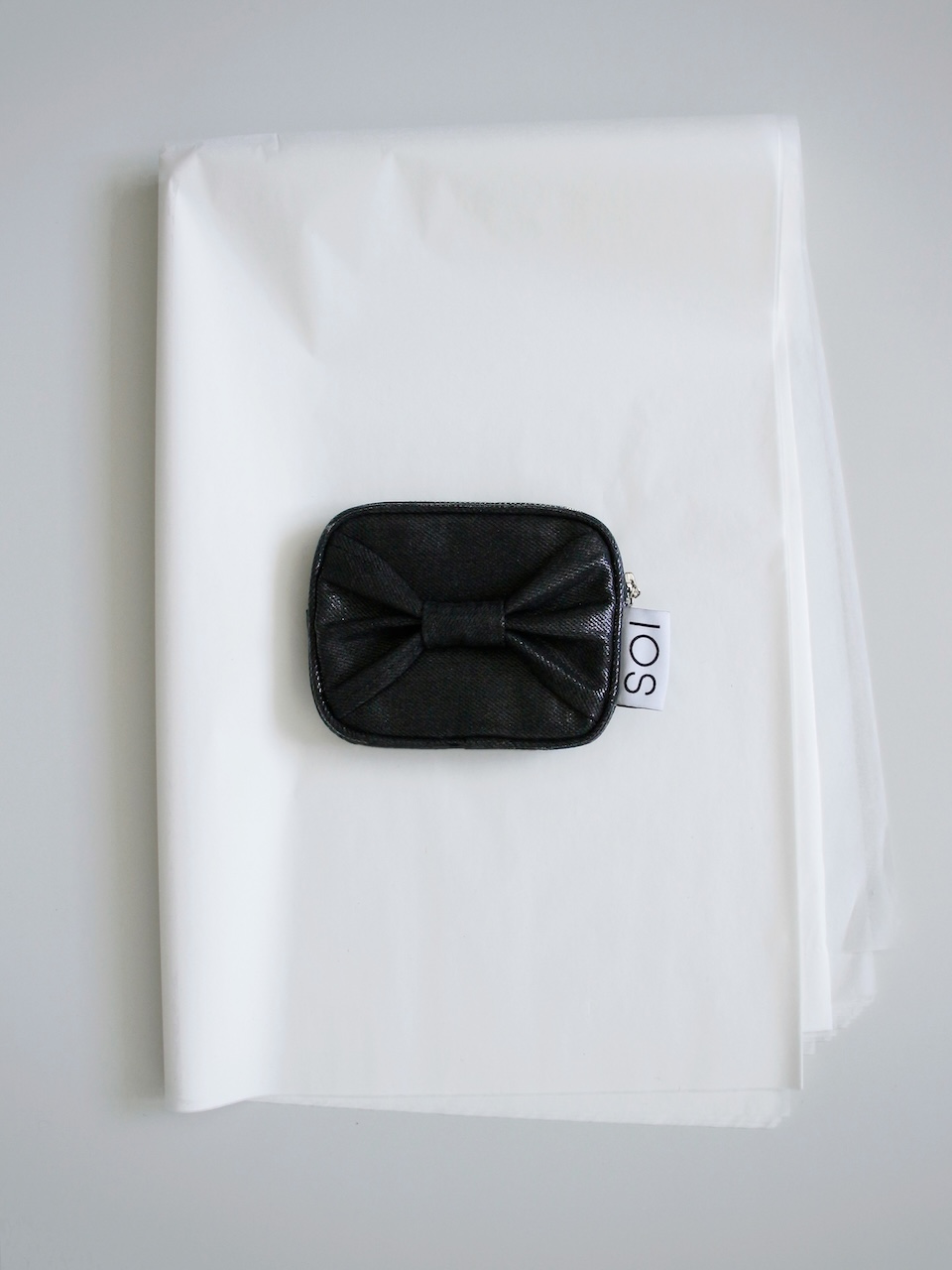 BOW CARD WALLET BLACK